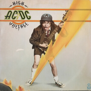 AC/DC – High Voltage é o álbum de estreia da banda, com hinos como T.N.T. e It's a Long Way to the Top!