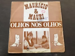 Mauricio E Mauri Olhos Nos Olhos º