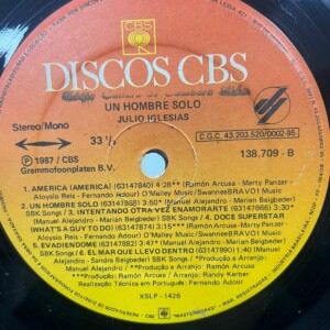 Un Hombre Solo