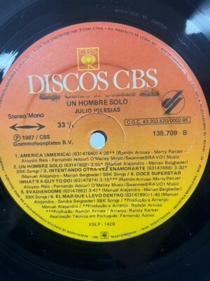 Un Hombre Solo