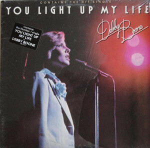 Debby Boone – You Light Up My Life º