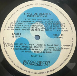 Sinal De Alerta - Trilha Sonora Internacional - 20% a 50% Off °