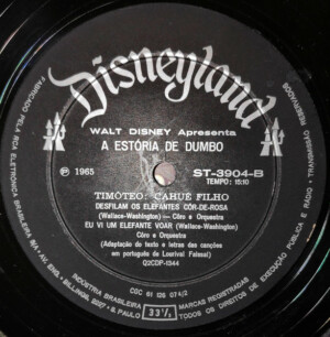Walt Disney Apresenta - A Estória De Dumbo ° - Imagem 4